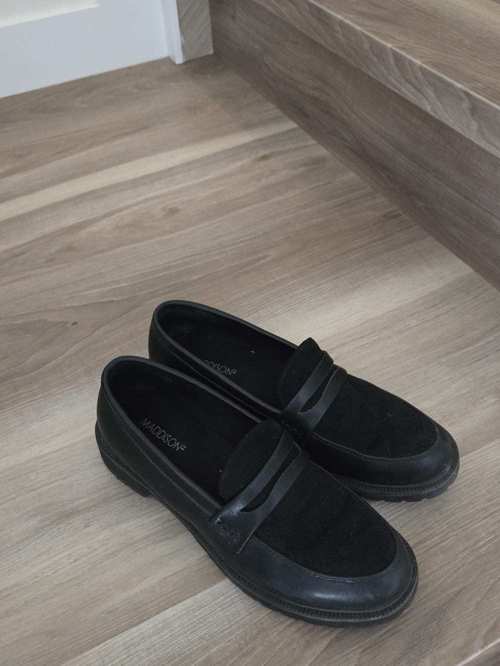 Madison Women's Black Suede & Leather Penny Loafers Size 9